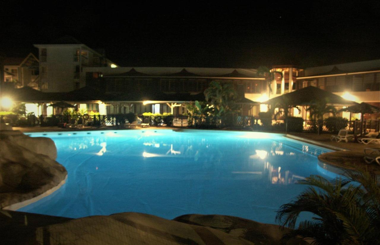 Le petit Eden - Résidence 3 étoiles -Le Manganao Saint-Francois  Extérieur photo